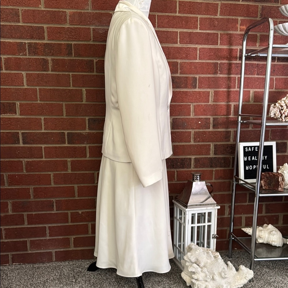 Evan Picone Cream Midi A-line Skirt for Work - Picture 6 of 16